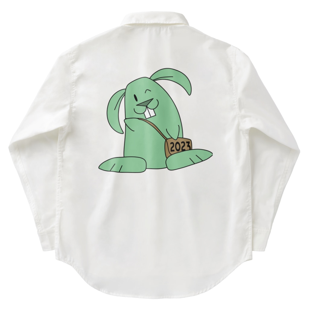 minty-work-shirt